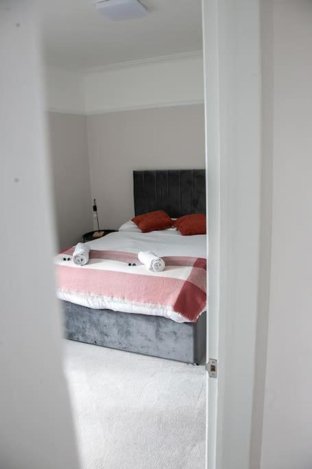 Coastal Haven In Leigh-On-Sea Apartment Southend-on-Sea Exterior photo
