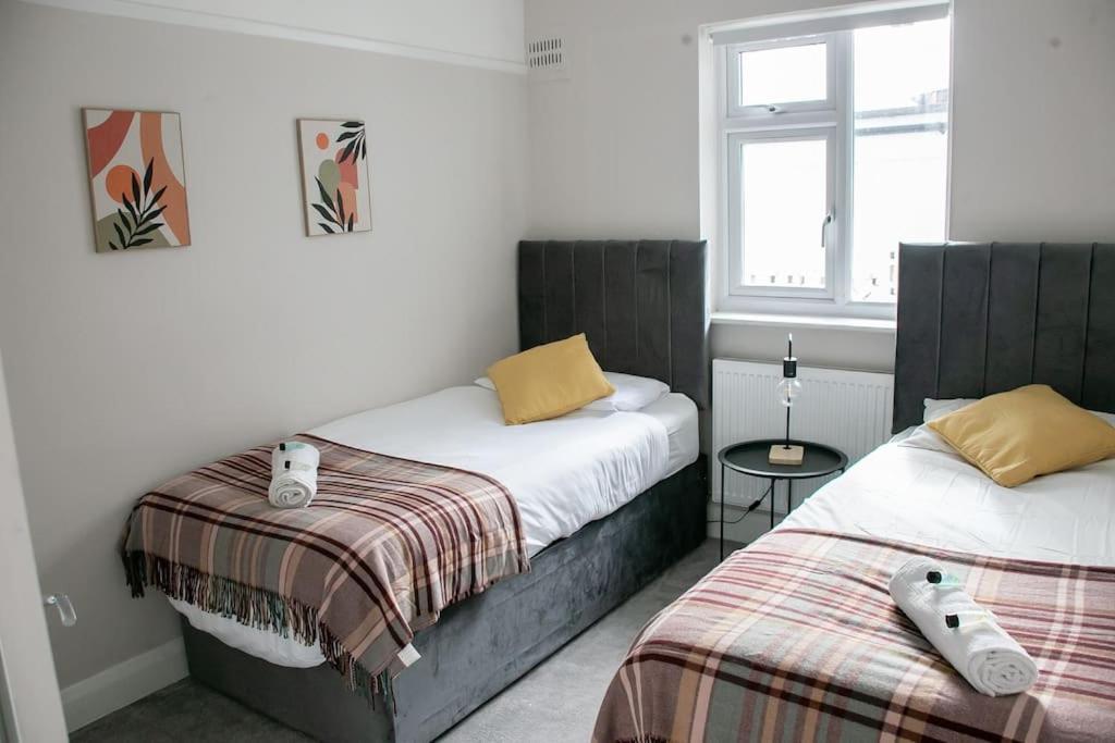 Coastal Haven In Leigh-On-Sea Apartment Southend-on-Sea Exterior photo