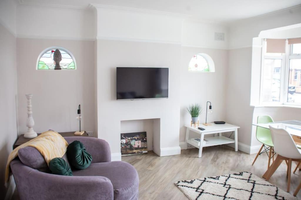 Coastal Haven In Leigh-On-Sea Apartment Southend-on-Sea Exterior photo